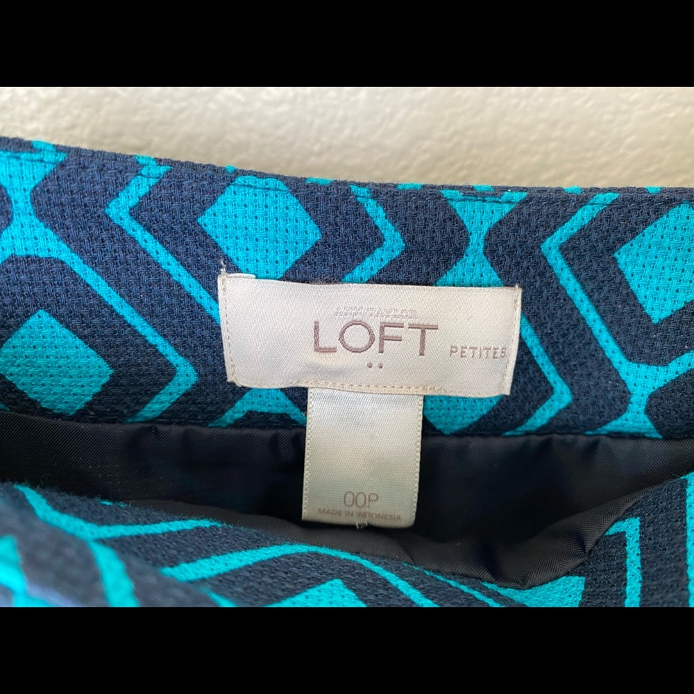 Loft Professional Diamond Pattern Petite Skirt - image 4
